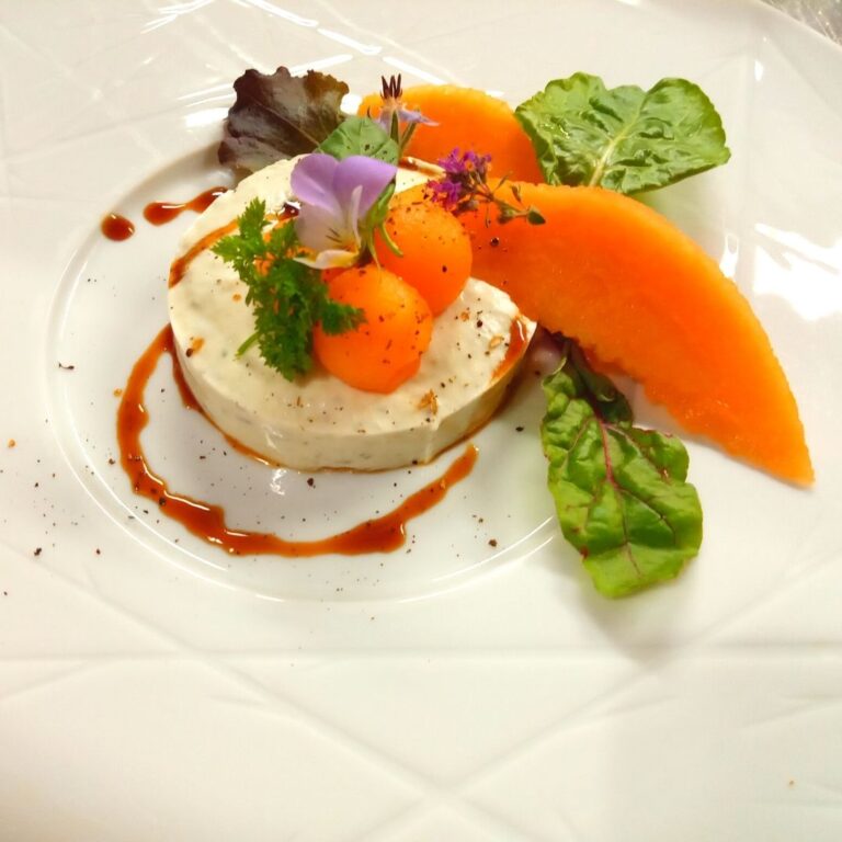 222320065 216902503724598 5164784653520899615 n 768x768