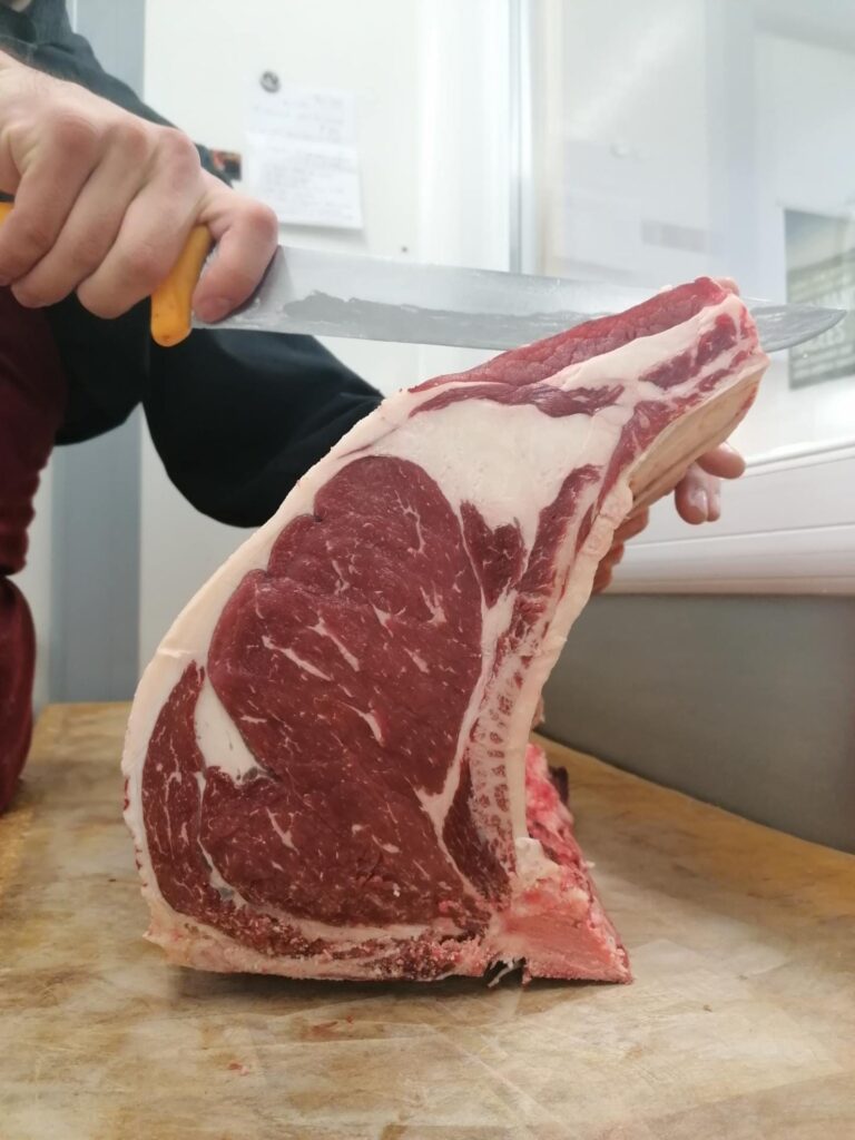 104371863 3685359221481508 5474668189626808693 n 768x1024