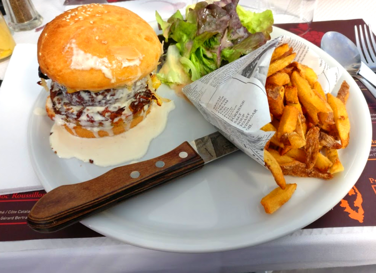 burger1 768x558