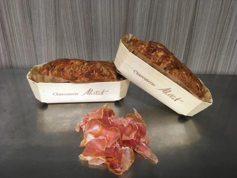 charcuterie millet maitre artisan artisans gourmands pyrenees atlantiques 768x576