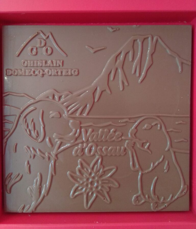 chocolatier Ghislain Domecq Orteig a Laruns artisans gourmands pyrenees atlantiques 768x897