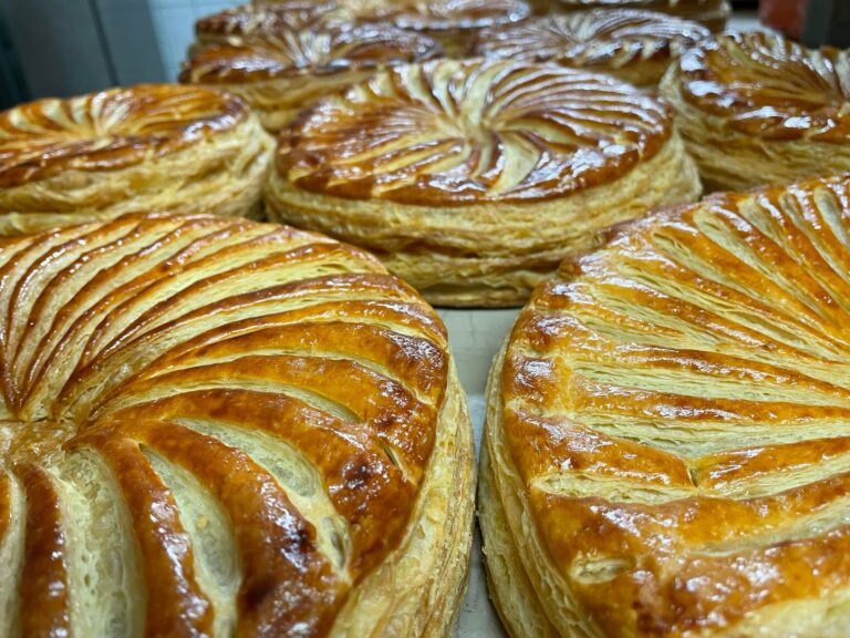 galettes patisseries caburol relais des gourmandises artisans gourmands vienne 768x576