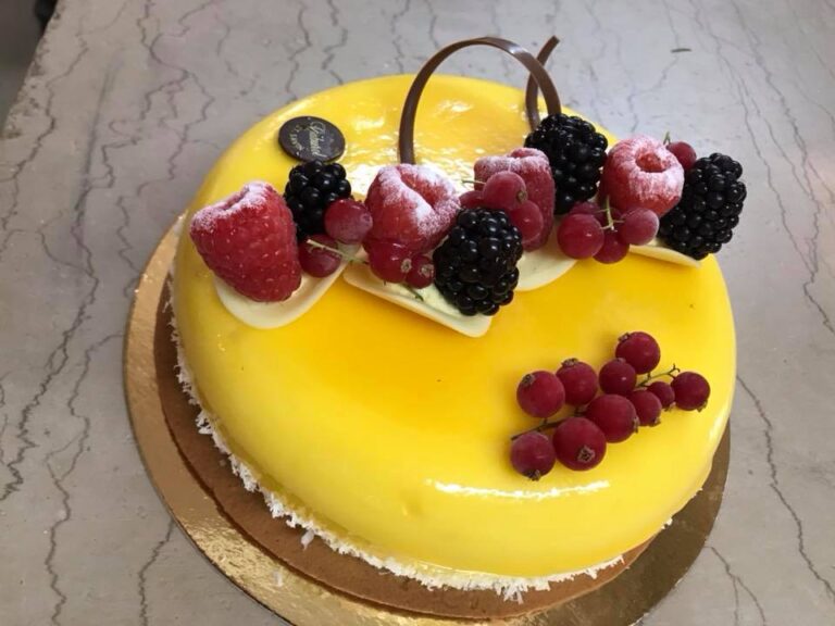 patisserie fruits caburol relais des gourmandises artisans gourmands vienne 768x576