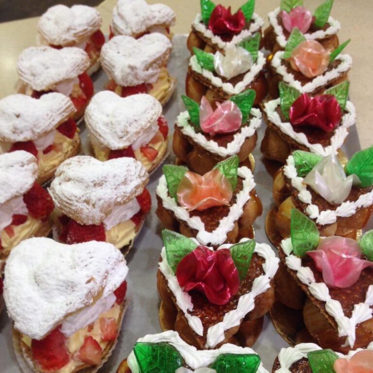 patisserie palais des gourmandises artisans gourmands deux sevres 768x768