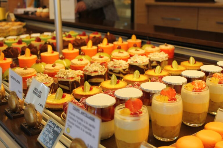 patisseries cuyala maitre patissier artisans gourmands pyrenees atlantiques 768x512