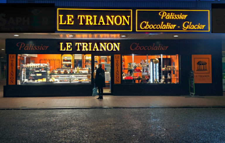 vitrine le trianon patisserie chocolaterie poitiers 768x489