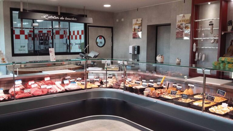 vitrine maison joubert boucherie charcuterie angliers artisans gourmands vienne 768x432