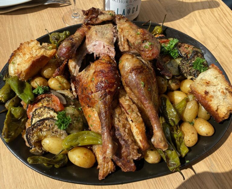 211912096 902346347010571 3540637602472239914 n 768x628