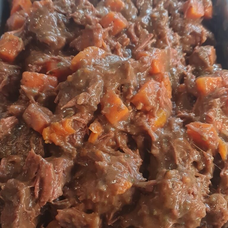 271534209 293989276102735 1453979099806716544 n 768x768