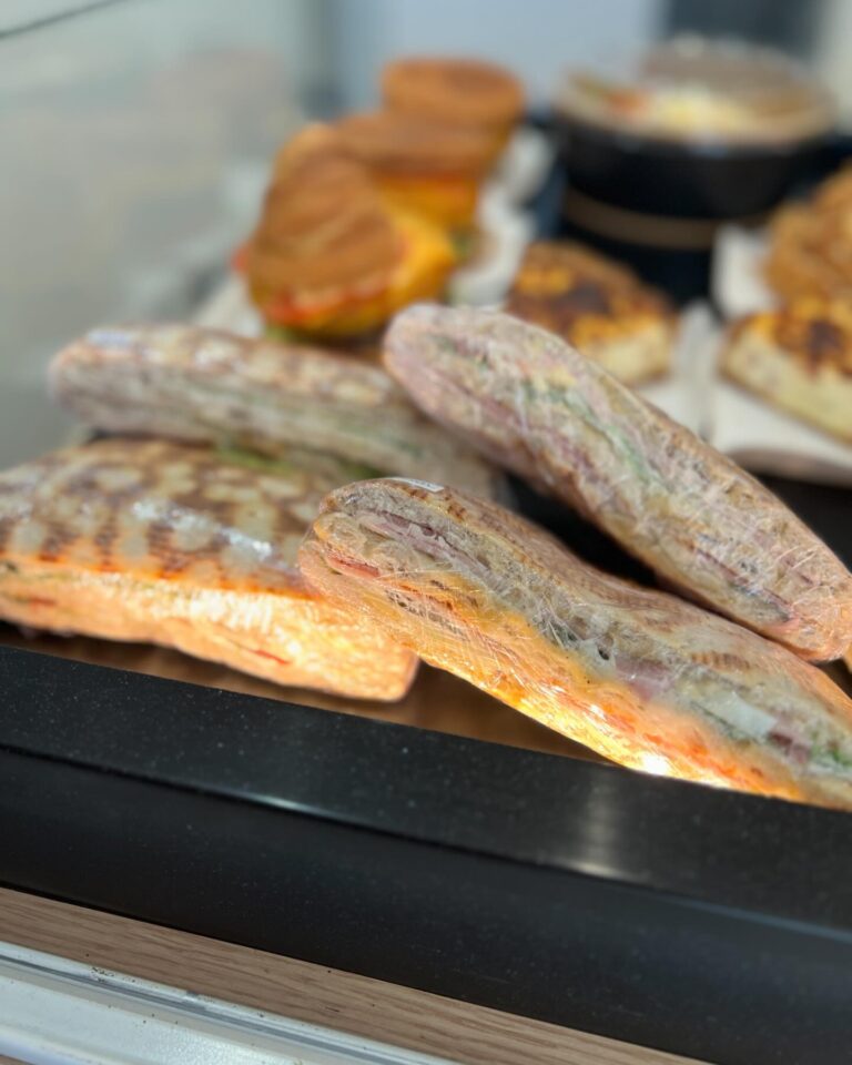 437601498 17968085621708094 8090462355563128638 n 768x960